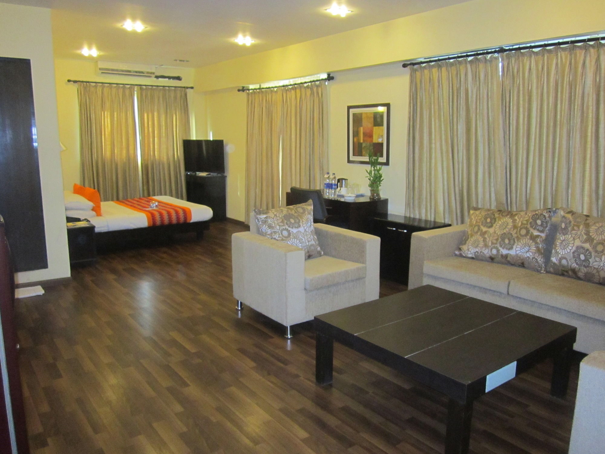 מומביי Hotel Orritel West מראה חיצוני תמונה